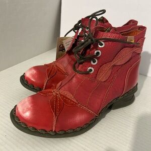 TMA EYES Unique  Red Leather Boots.  Styled in Germany.